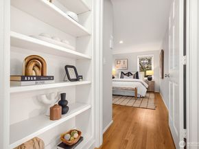 2101 Nob Hill Avenue N 1B, Seattle WA 98109