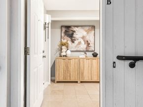 2101 Nob Hill Avenue N 1B, Seattle WA 98109