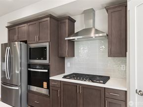 612 SE 11th Place 10, North Bend WA 98045