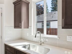 612 SE 11th Place 10, North Bend WA 98045