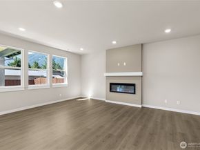 612 SE 11th Place 10, North Bend WA 98045