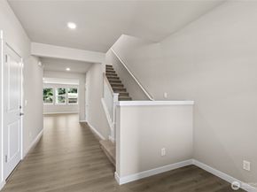 612 SE 11th Place 10, North Bend WA 98045