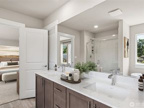 612 SE 11th Place 10, North Bend WA 98045