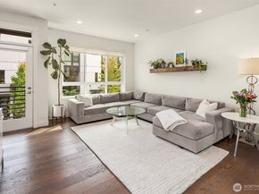 9632 NE 183rd Street B, Bothell WA 98011