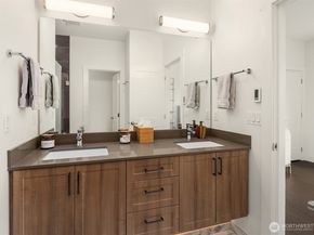 9632 NE 183rd Street B, Bothell WA 98011