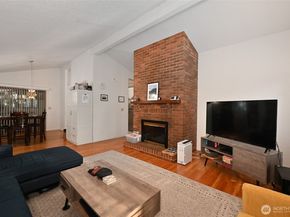 1614 NE 199th Court, Shoreline WA 98155