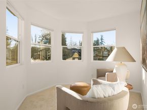 11622 114th Drive NE, Kirkland WA 98034