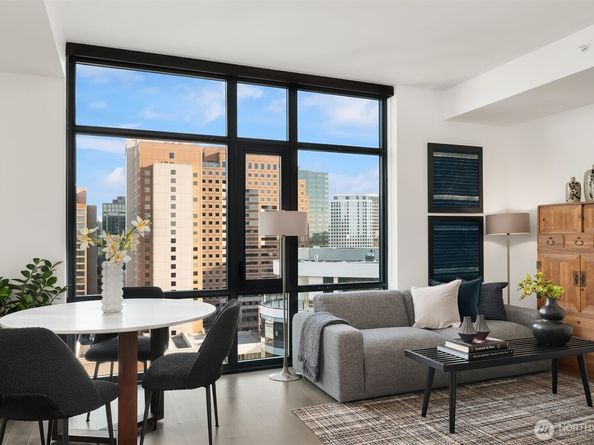 889 Avenue Square NE 708, Bellevue WA 98004