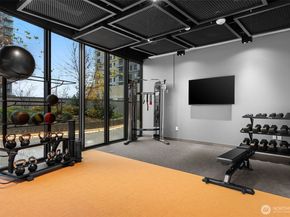 889 Avenue Square NE 708, Bellevue WA 98004