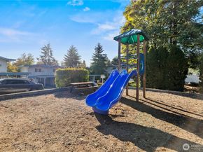 2111 S Kent Des Moines Road 39, Des Moines WA 98198