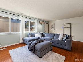 2111 S Kent Des Moines Road 39, Des Moines WA 98198