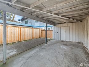 2111 S Kent Des Moines Road 39, Des Moines WA 98198