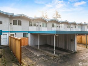 2111 S Kent Des Moines Road 39, Des Moines WA 98198