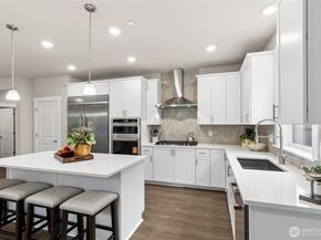 10520 135th Place NE 36, Kirkland WA 98033