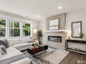 10520 135th Place NE 36, Kirkland WA 98033
