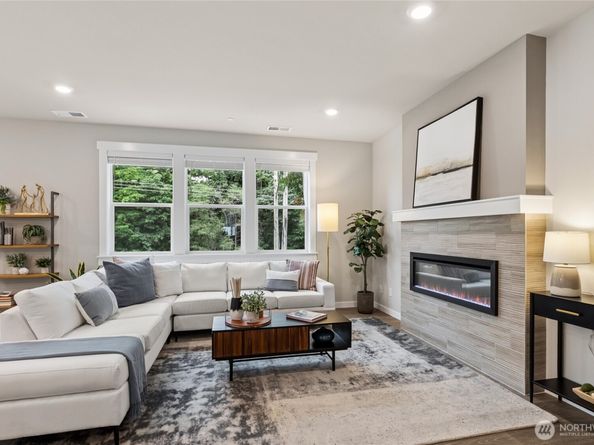 10520 135th Place NE 36, Kirkland WA 98033