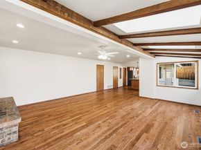 15931 22nd Avenue SW, Burien WA 98166