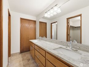 15931 22nd Avenue SW, Burien WA 98166