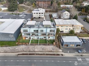 6225 NE 181st Street 101, Kenmore WA 98028