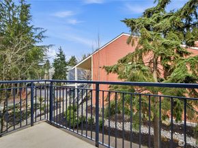 12607 SE 41 Place H208, Bellevue WA 98006