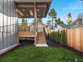 12525 NE 75th Street, Kirkland WA 98033