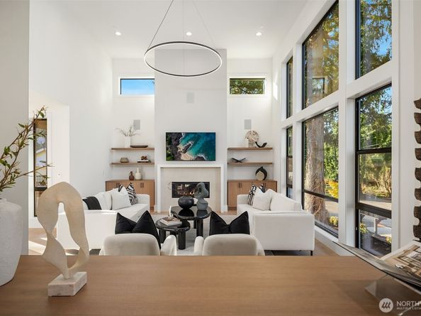 12525 NE 75th Street, Kirkland WA 98033