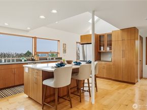 3311 SW Hinds Street, Seattle WA 98126