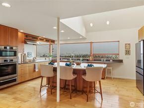 3311 SW Hinds Street, Seattle WA 98126