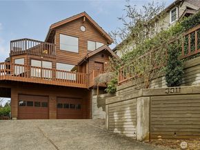 3311 SW Hinds Street, Seattle WA 98126