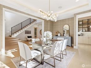 2202 102nd Place SE, Bellevue WA 98004