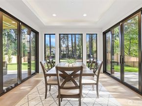 2202 102nd Place SE, Bellevue WA 98004