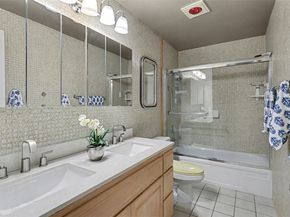 15232 SE 176th Street, Renton WA 98058