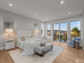 904 N 33rd Place, Renton WA 98056