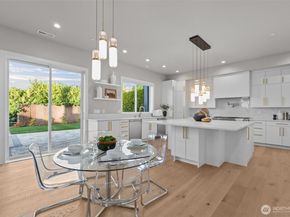 904 N 33rd Place, Renton WA 98056