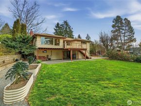 14111 12th Avenue SW, Burien WA 98166