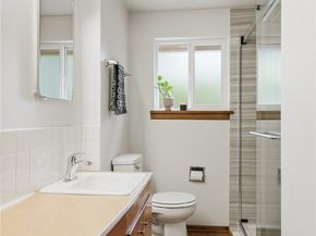 14111 12th Avenue SW, Burien WA 98166