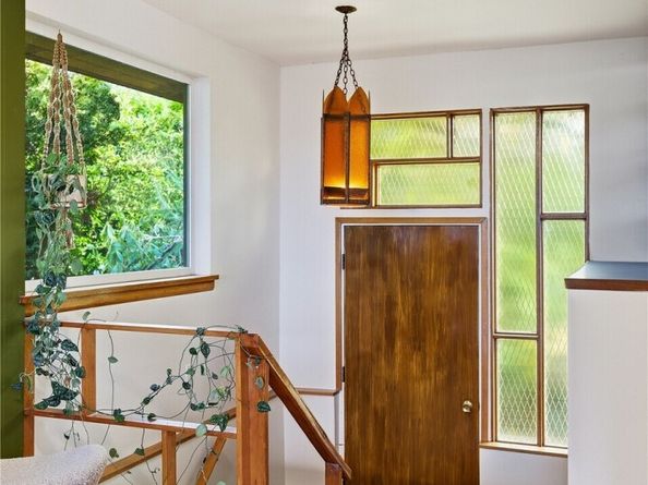 14111 12th Avenue SW, Burien WA 98166