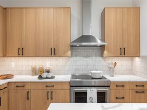 1142 129th Court NE, Bellevue WA 98005