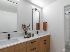 1142 129th Court NE, Bellevue WA 98005