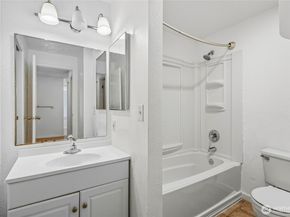 14424 NE 30th Place 29A, Bellevue WA 98007