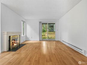 14424 NE 30th Place 29A, Bellevue WA 98007