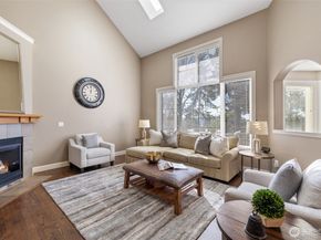 1915 205th Place NE, Sammamish WA 98074