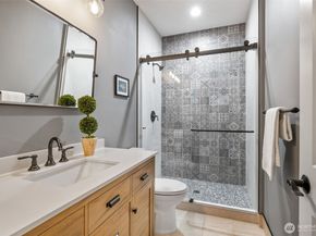 1915 205th Place NE, Sammamish WA 98074