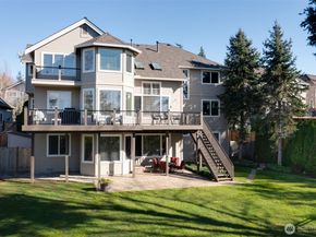 1915 205th Place NE, Sammamish WA 98074