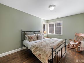 1915 205th Place NE, Sammamish WA 98074
