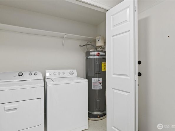 132 NE 95th Street B309, Seattle WA 98115