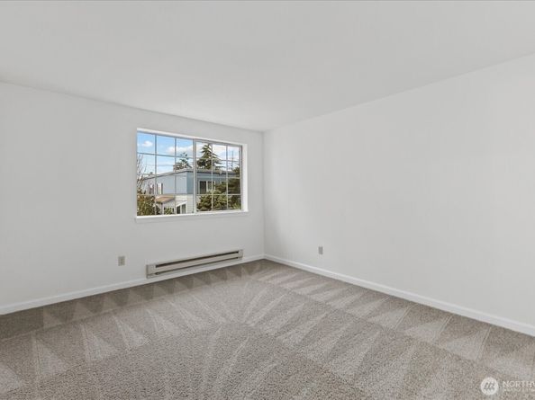 132 NE 95th Street B309, Seattle WA 98115