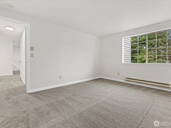 132 NE 95th Street B309, Seattle WA 98115