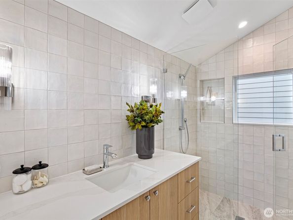 8003 25th Avenue NW, Seattle WA 98117