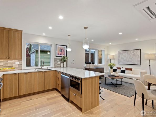 8003 25th Avenue NW, Seattle WA 98117